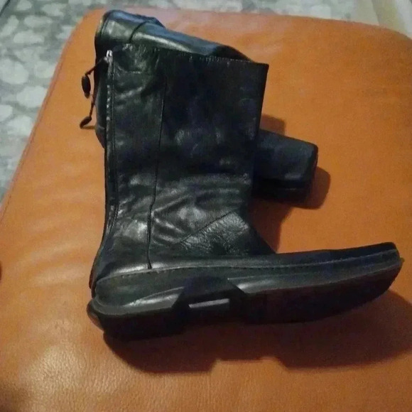 🌹Leather BCBG boots with square front - Picture 4 of 13